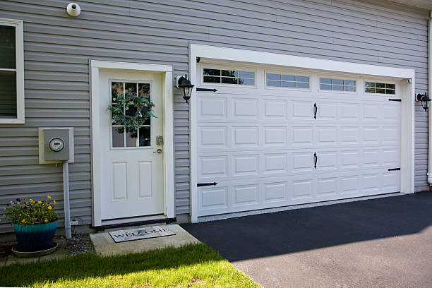 24/7 Emergency Garage Door Roller Replacement experts in Niobrara County County, WY